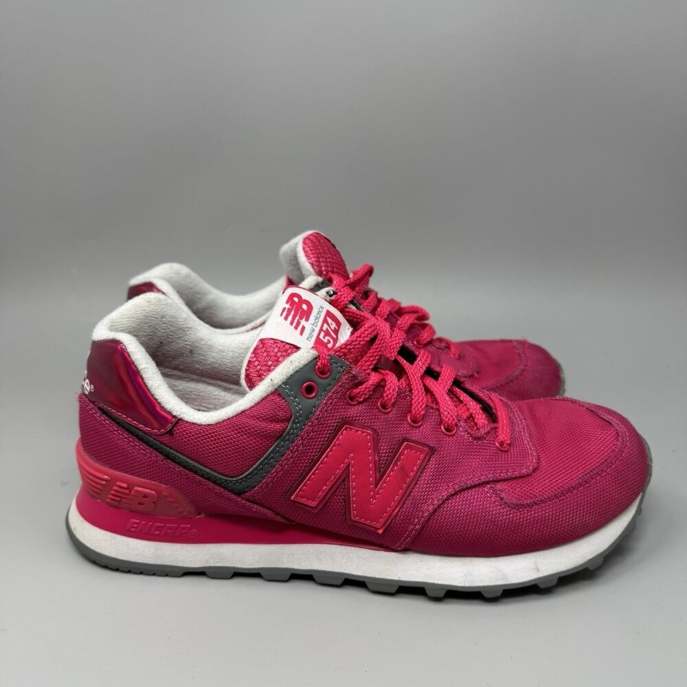 New Balance Women's Fuchsia Sneakers
